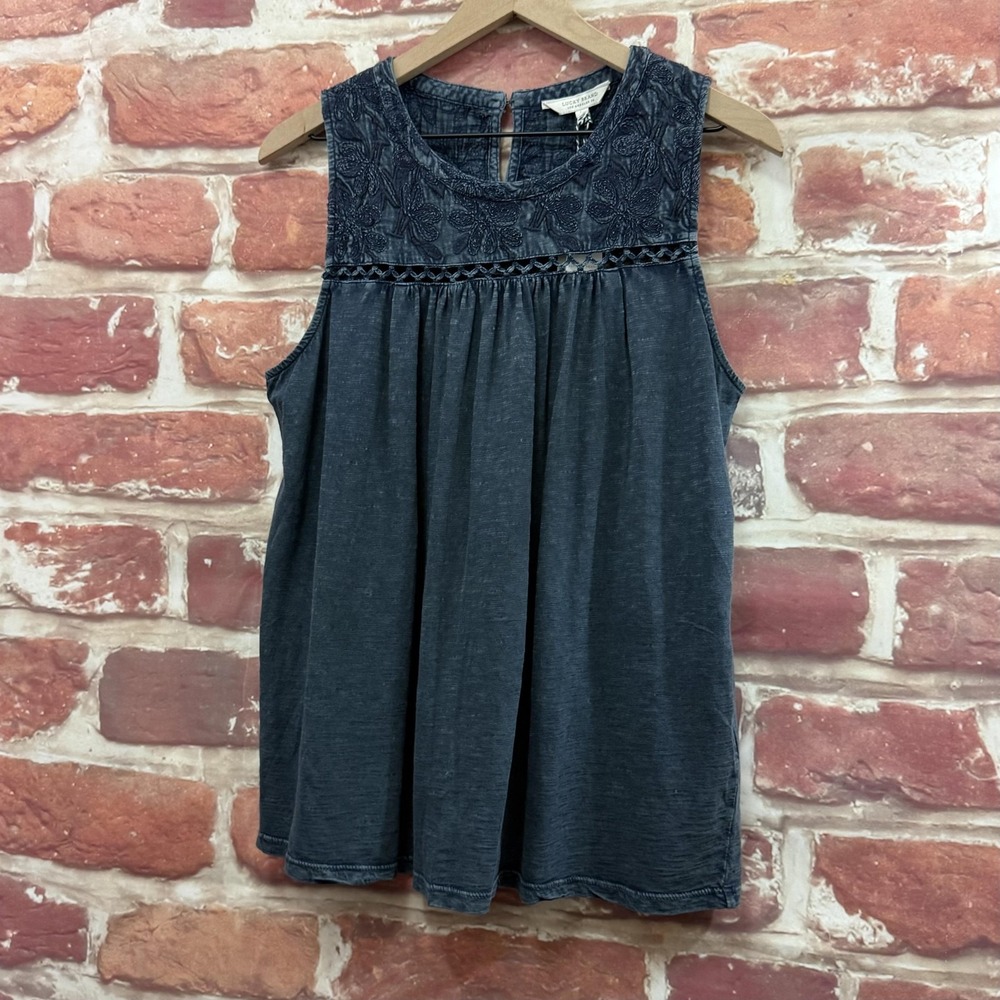 Lucky Brand Top Womens L Blue Boho Floral Embroidered Distressed Worn Look Shirt - Picture 3 of 9